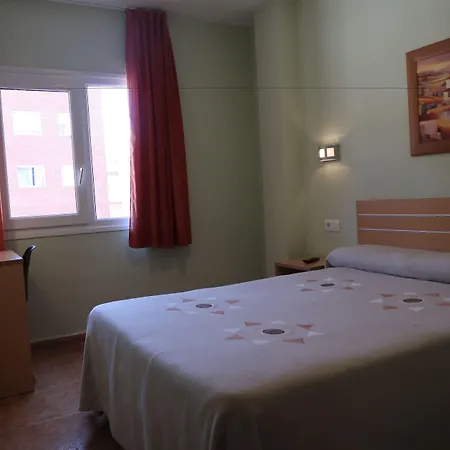 El Cami 호텔 캠브릴스