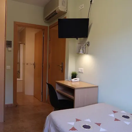 El Cami Hotel *