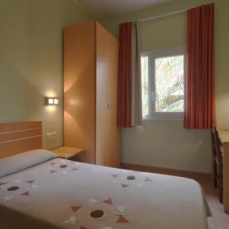 Hotel El Cami *