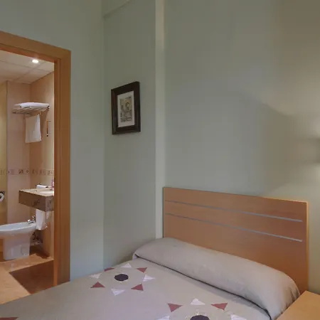 El Cami 酒店 坎布里尔斯